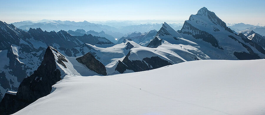 Bergweh, Berge, Schweiz, Hochtour, Gletschertour, Finsteraarhorn, Eistour, Berner Alpen, 